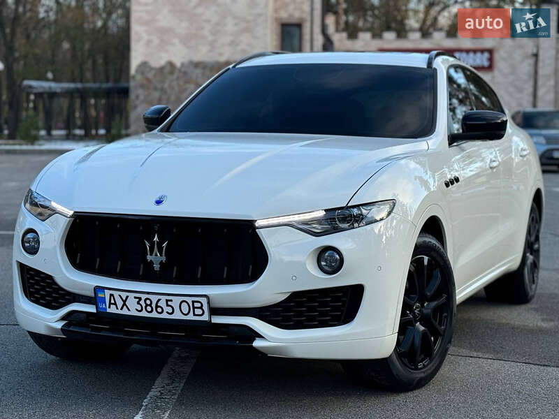 Maserati Levante (2016)