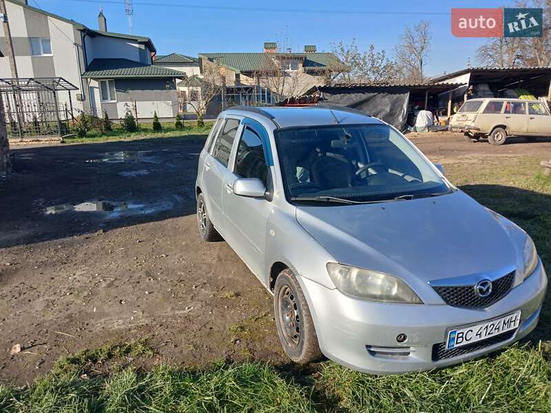 Mazda 2 (2004)