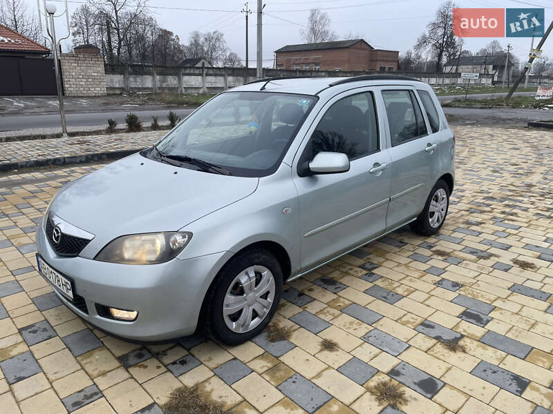 Mazda 2 (2004)