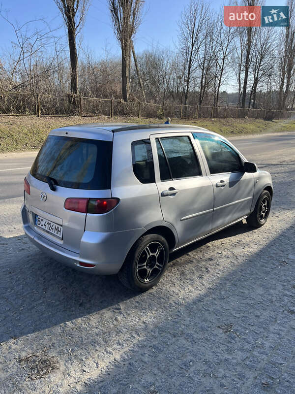 Mazda 2 (2004)