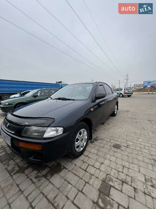 Mazda 323 (1997)