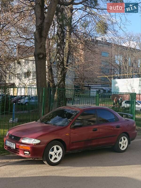 Mazda 323 (1996)