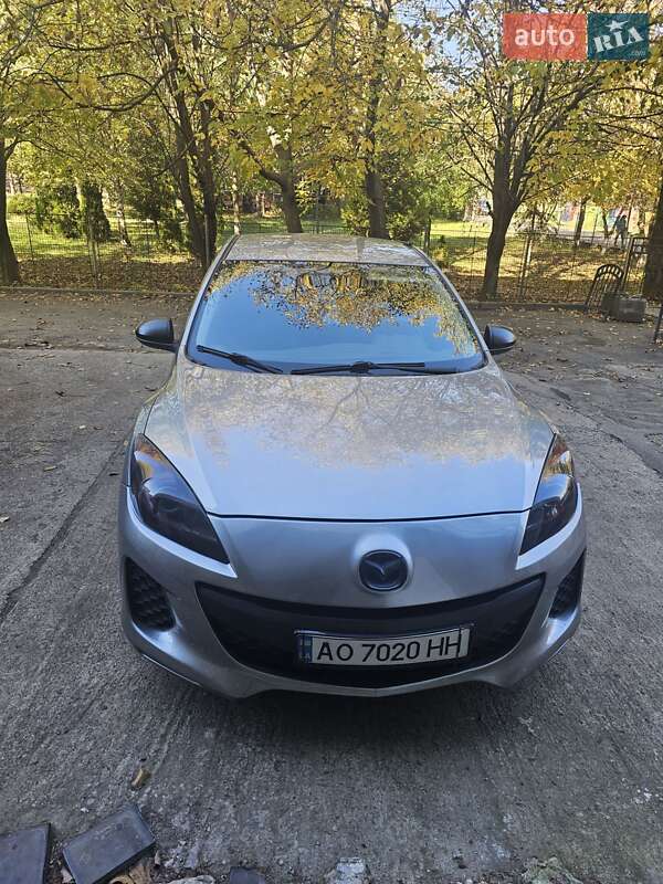 Mazda 3 (2012)