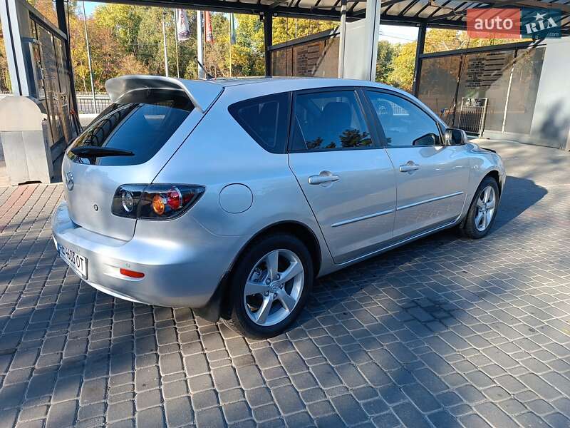 Mazda 3 (2005)