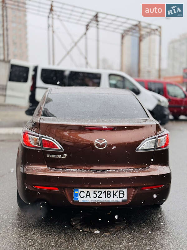 Mazda 3 (2012)