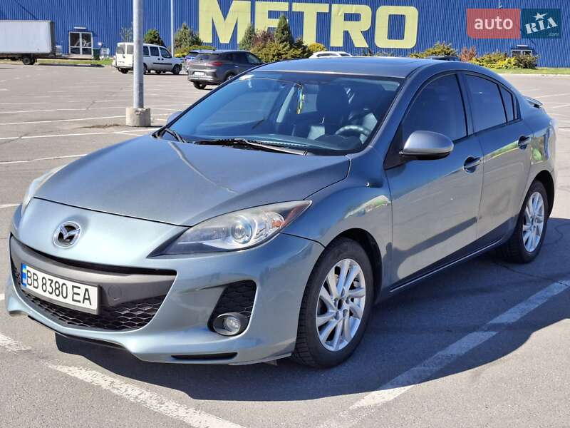 Mazda 3 (2012)