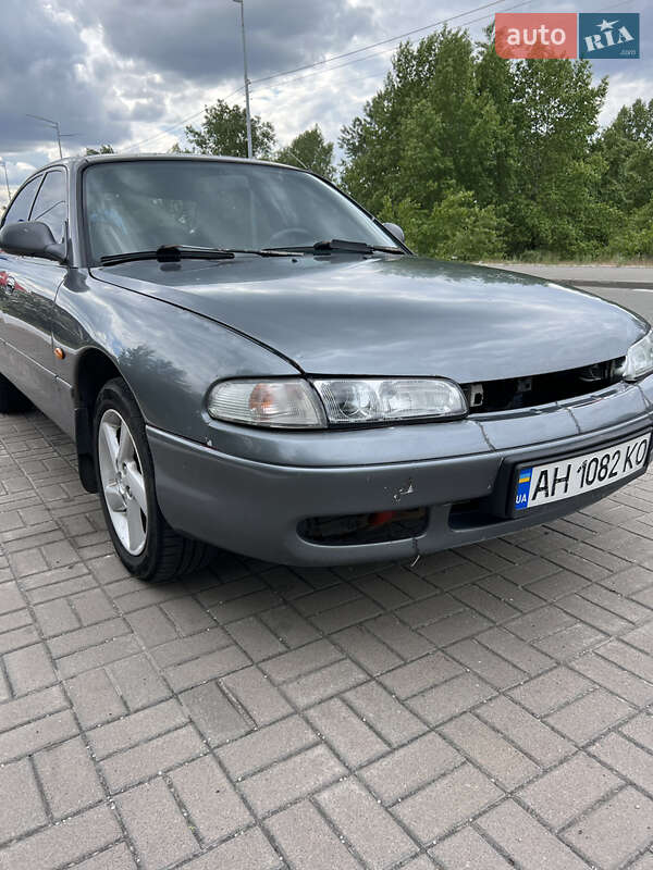 Mazda 626 (1996)