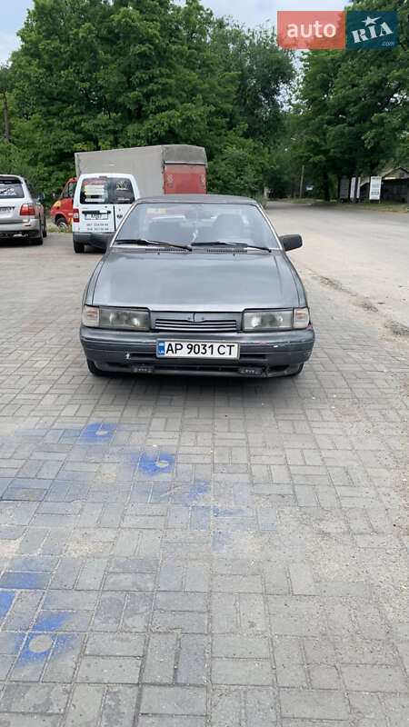 Mazda 626 (1986)