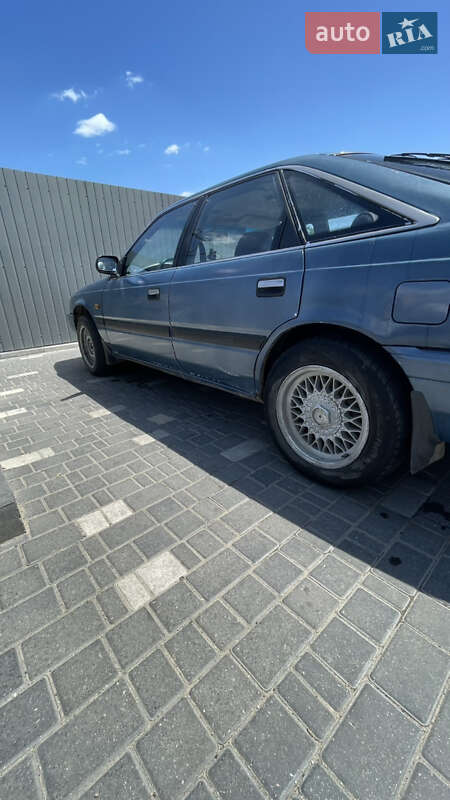 Mazda 626 (1989)