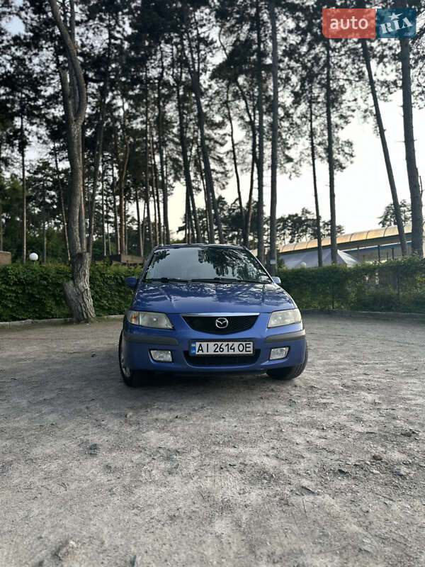 Mazda Premacy (2000)