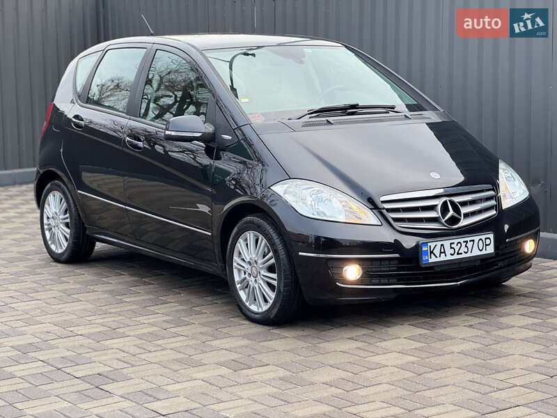 Mercedes-benz A 180 (2011)