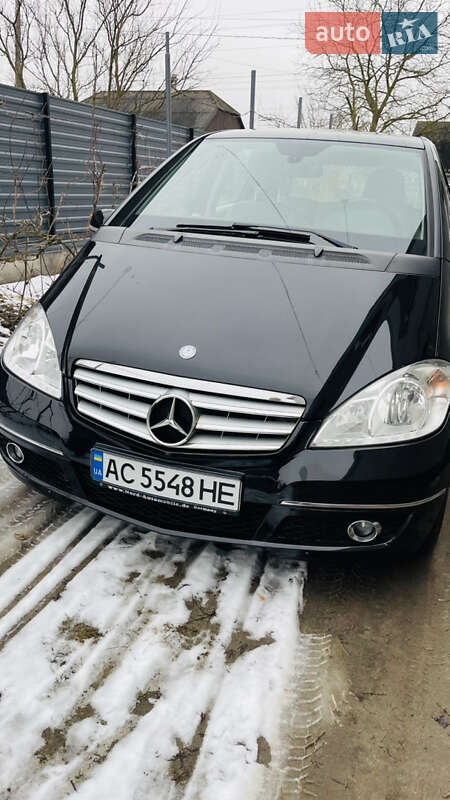 Mercedes-benz A-class (2010)