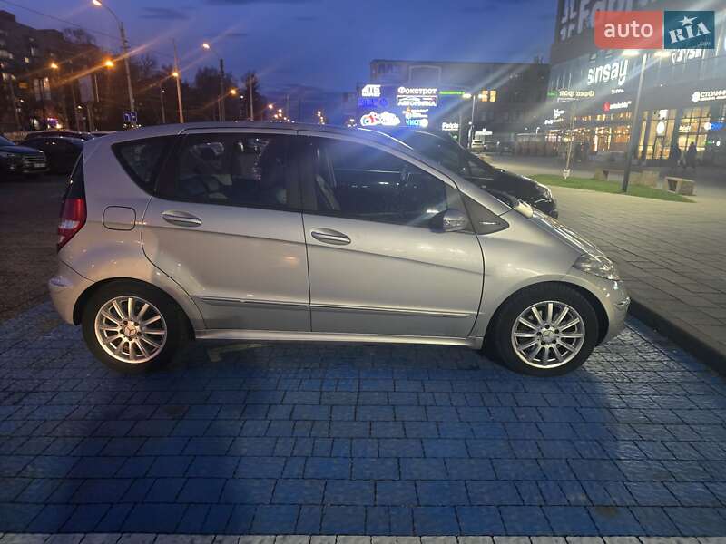 Mercedes-benz A-class (2005)