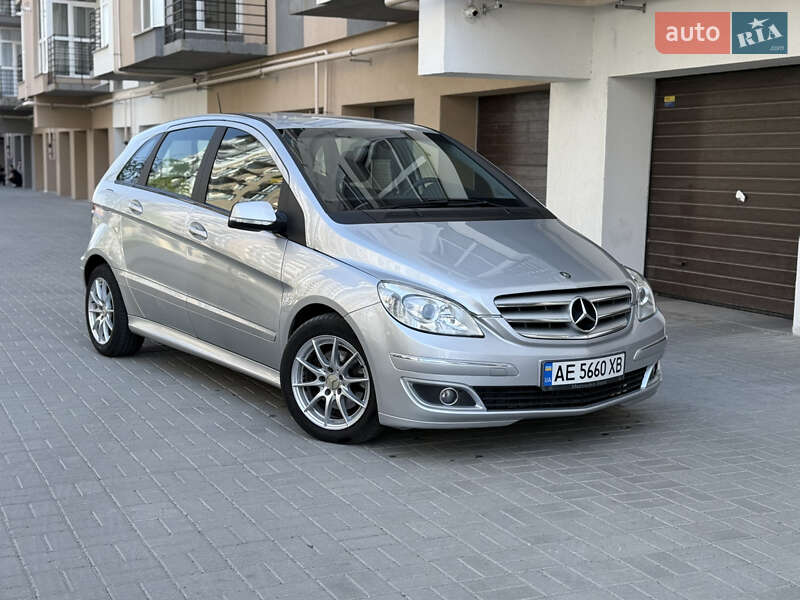 Mercedes-benz B-class (2009)