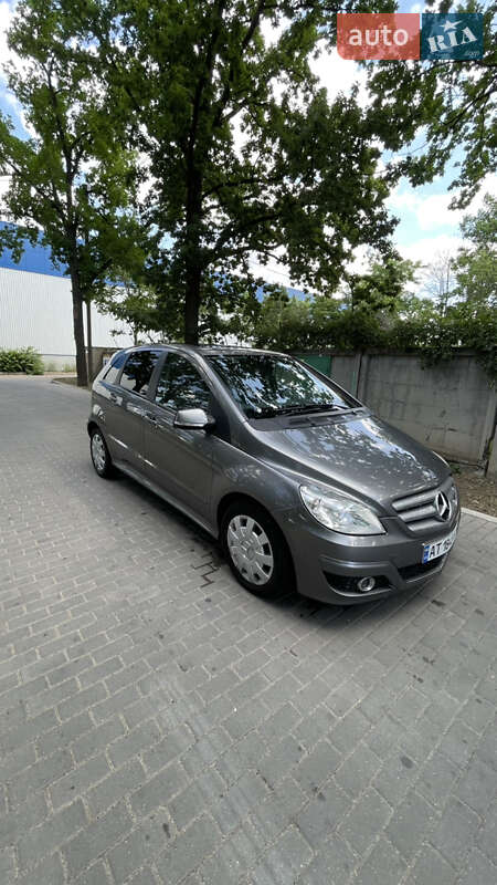 Mercedes-benz B-class (2009)