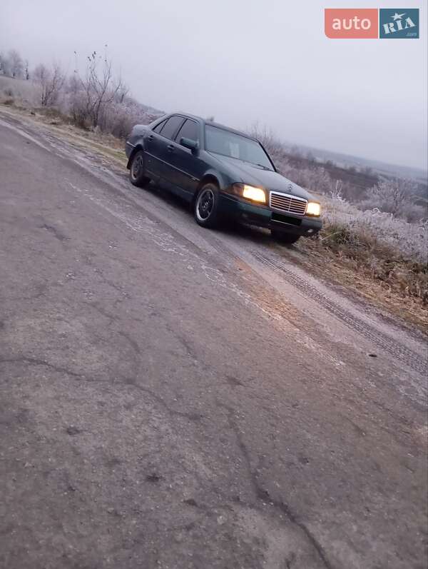Mercedes-benz C-class (1995)