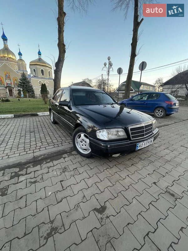 Mercedes-benz C-class (1994)
