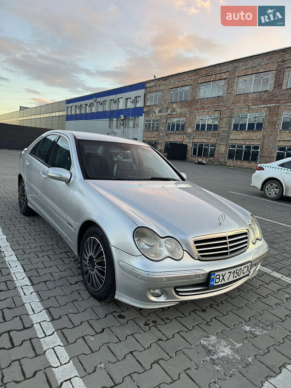 Mercedes-benz C-class (2004)