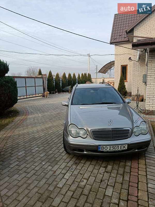 Mercedes-benz C-class (2004)