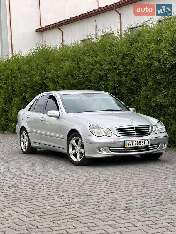 Mercedes-benz C-class (2006)