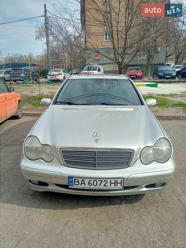 Mercedes-benz C-class (2002)