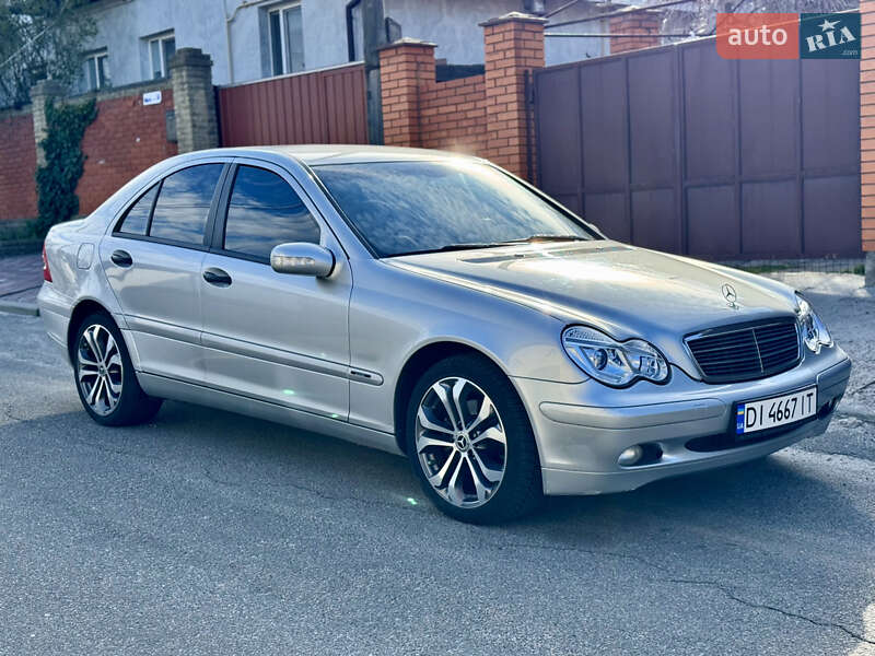 Mercedes-benz C-class (2003)