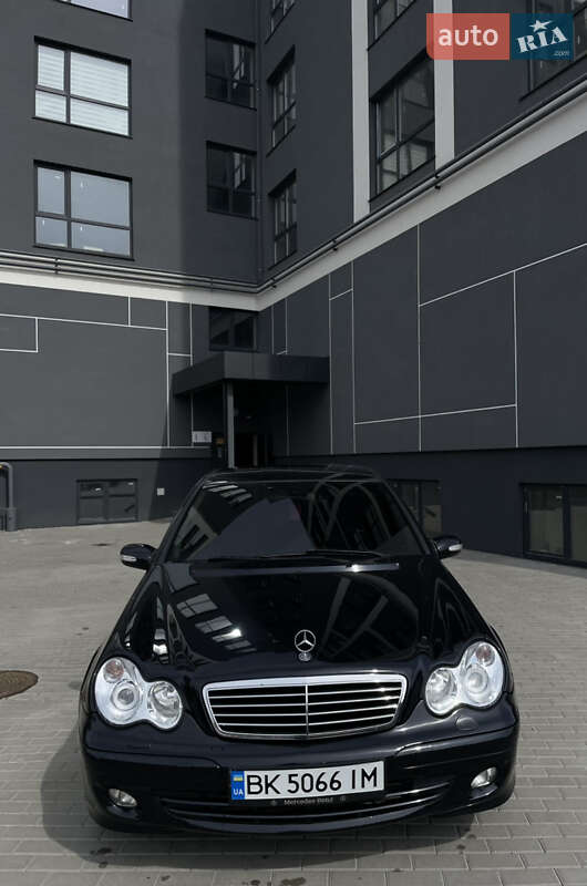 Mercedes-benz C-class (2007)