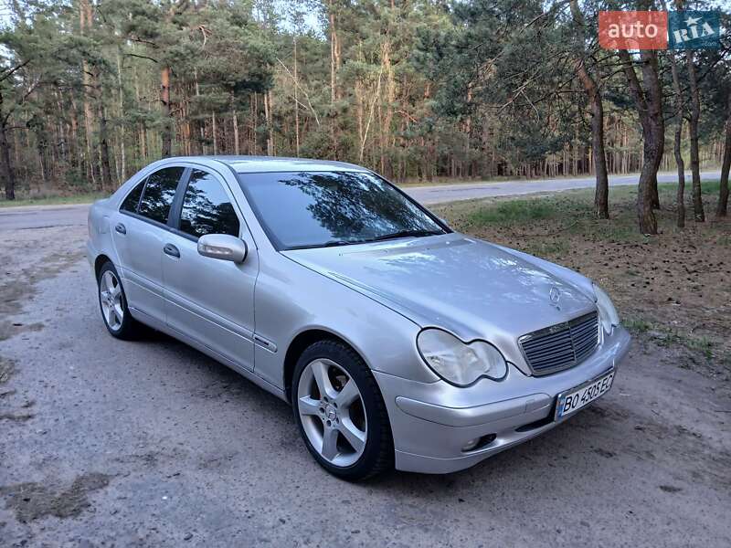 Mercedes-benz C-class (2003)