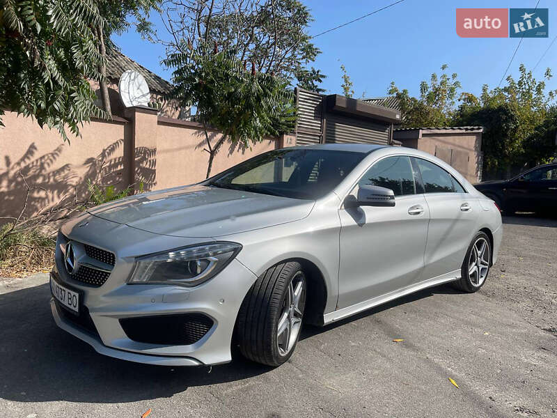 Mercedes-benz Cla-class (2015)