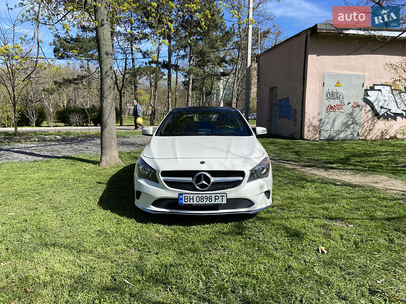 Mercedes-benz Cla-class (2017)
