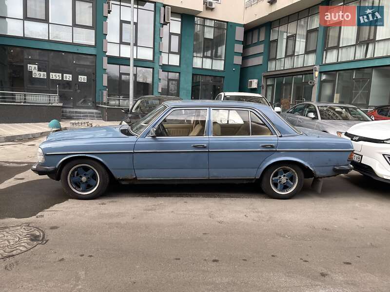 Mercedes-benz E-class (1982)