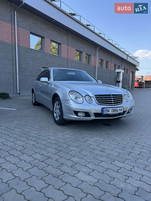 Mercedes-benz E-class (2007)