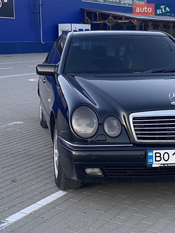 Mercedes-benz E-class (1998)