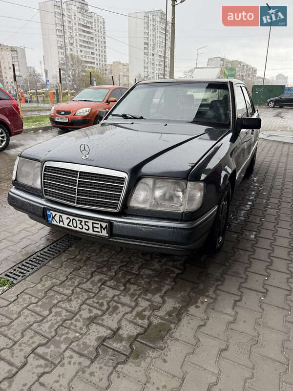 Mercedes-benz E-class (1992)