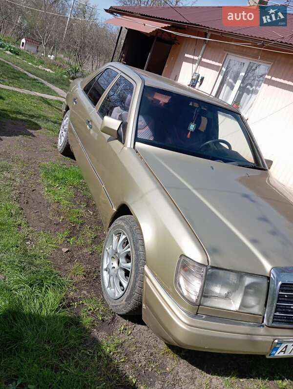 Mercedes-benz E-class (1992)