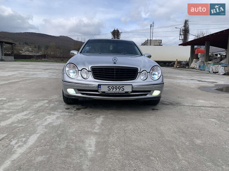 Mercedes-benz E-class (2003)