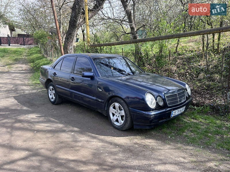 Mercedes-benz E-class (1997)