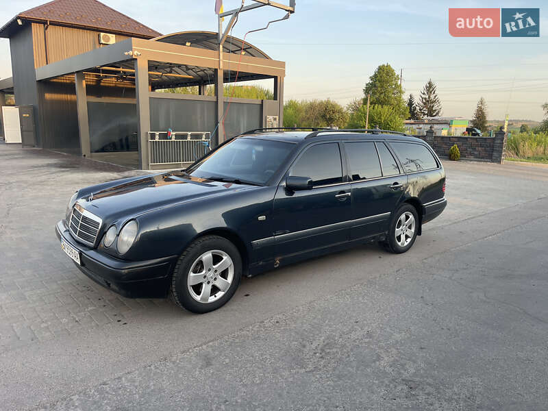 Mercedes-benz E-class (1999)