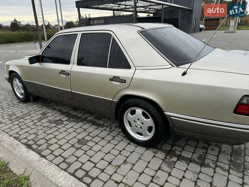 Mercedes-benz E-class (1995)