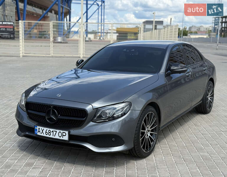 Mercedes-benz E-class (2016)