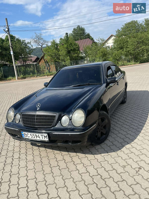 Mercedes-benz E-class (2001)
