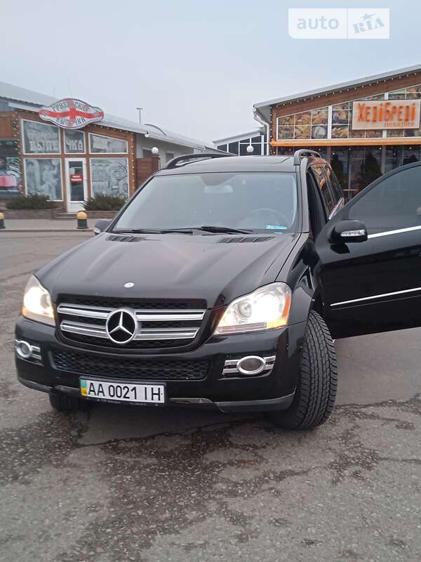 Mercedes-benz Gl-class (2008)