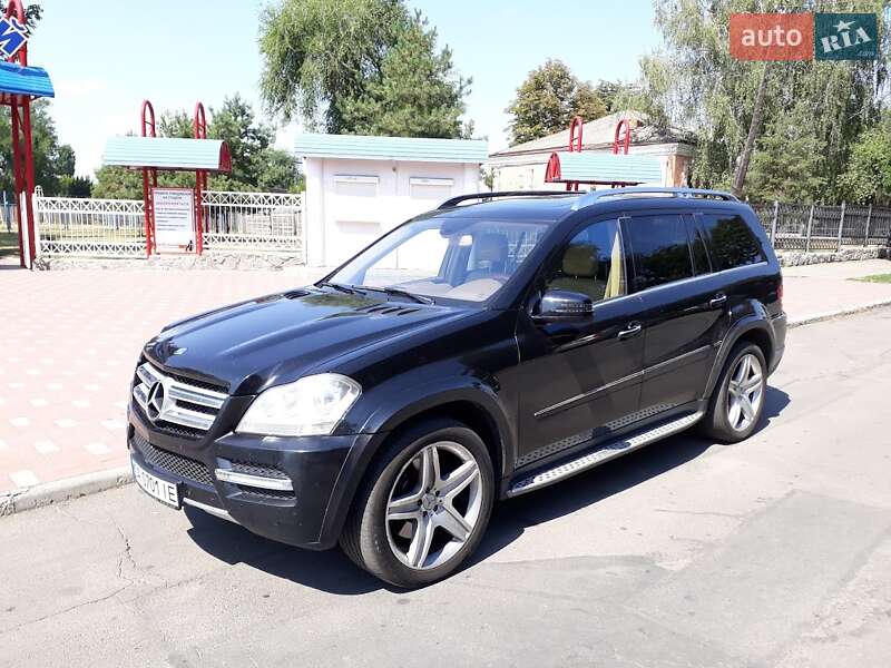 Mercedes-benz Gl-class (2010)