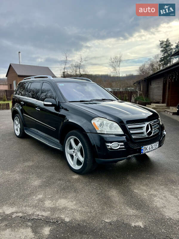 Mercedes-benz Gl-class (2007)