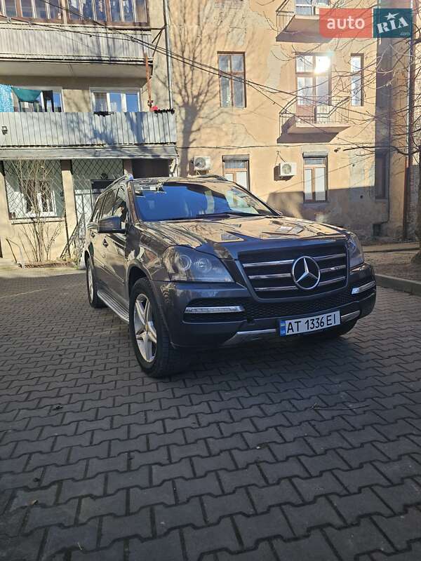Mercedes-benz Gl-class (2011)
