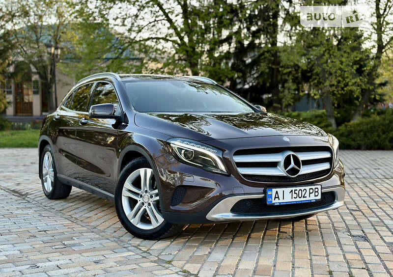 Mercedes-benz Gla-class (2015)