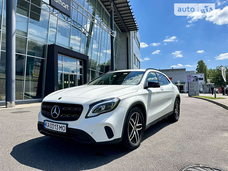 Mercedes-benz Gla-class (2018)