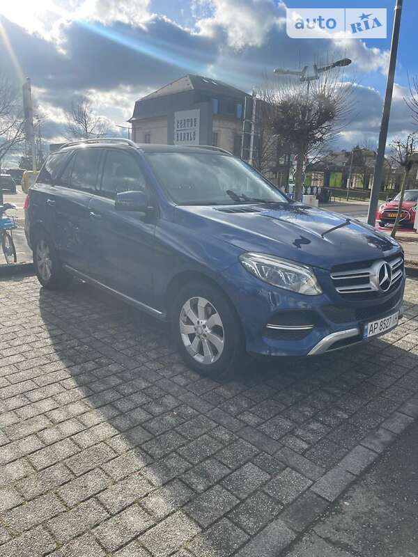 Mercedes-benz Gle-class (2016)
