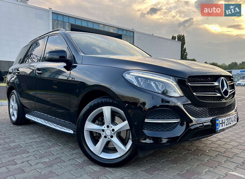 Mercedes-benz Gle-class (2015)