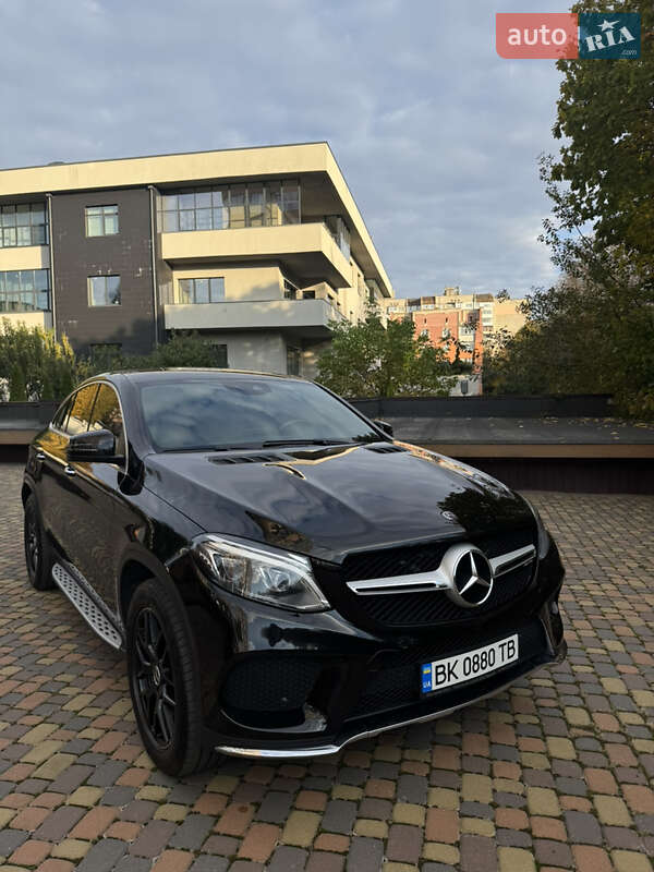 Mercedes-benz Gle-class (2016)